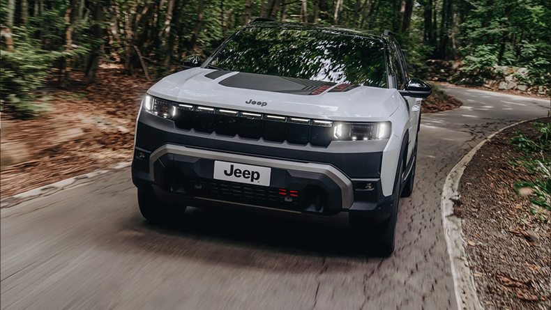  Jeep® roadside assistance provides hotel accommodation for your team