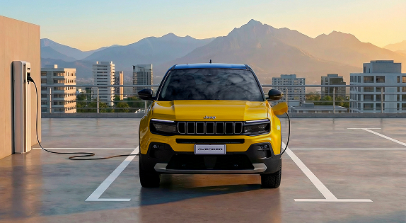 Jeep 4xe plug-in hybrid SUV in optimal condition for adventure